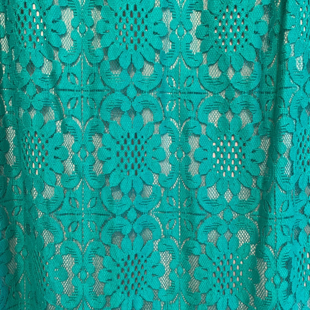 Eliza J | Green Lace Shift Style Dress - Picture 5 of 6